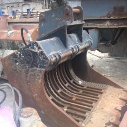 Riddle Hydraulic Riddle Bucket