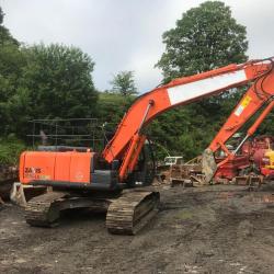 Hitachi ZAXIS 210 LC-5B